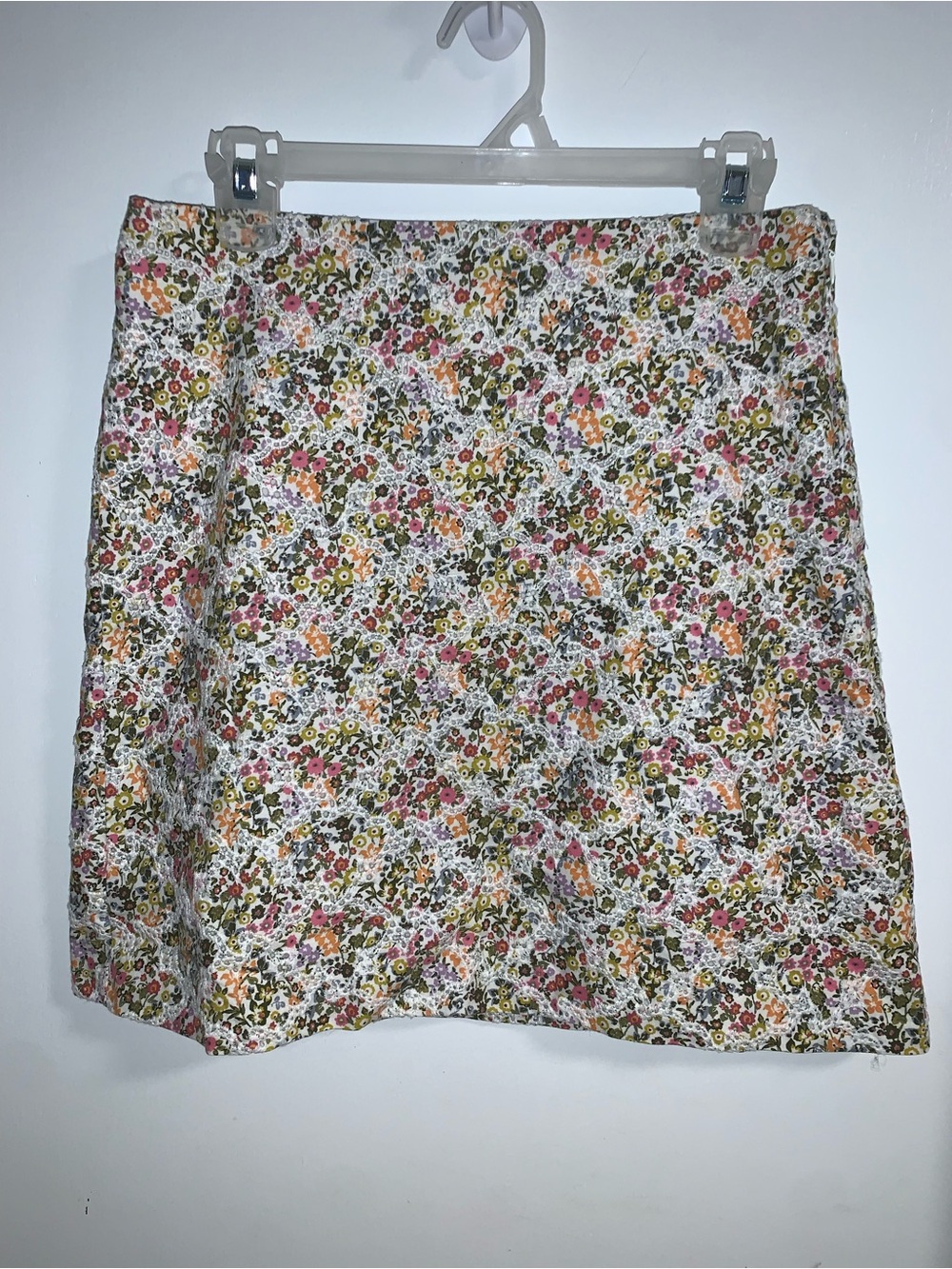 LOFT White Floral Pencil Skirt with Pink and Yellow Blooms
